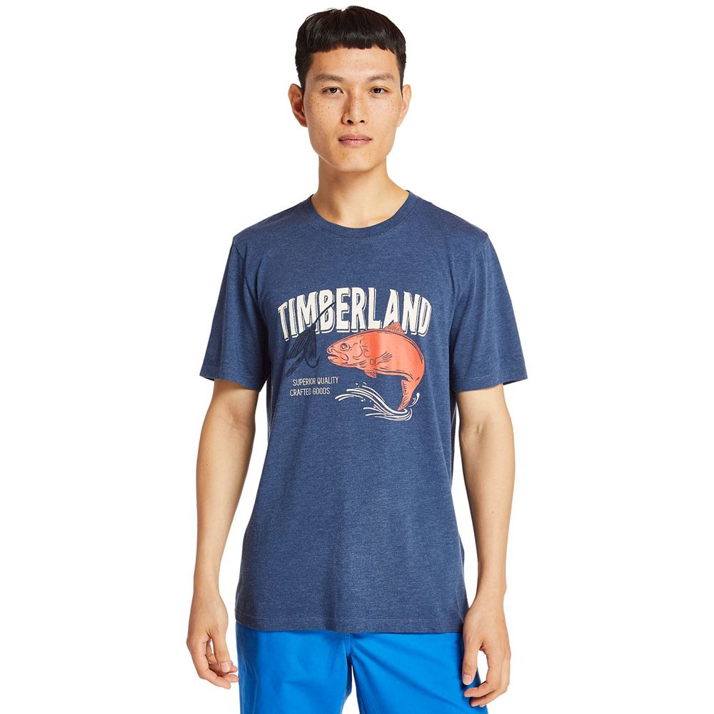 Camisetas Masculino - Timberland Backwoods Storytelling - GQFPW5981 - Azuis